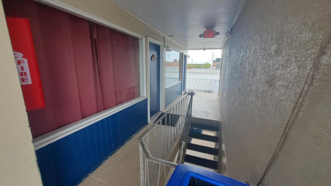Sandbox Motel Wildwood Eksteriør billede